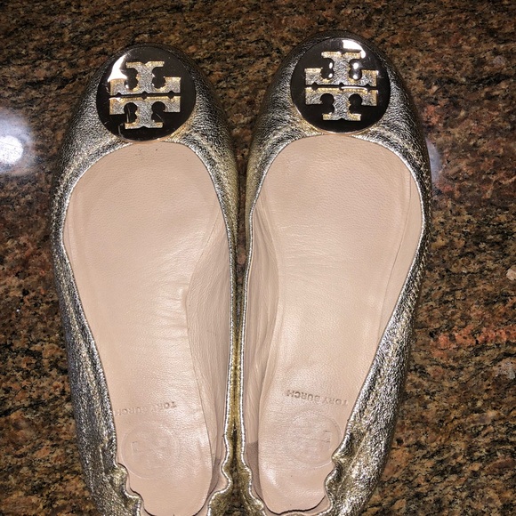 Tory Burch Shoes - AUTH TORY BRUCH GOLD FLATS SIZE 6